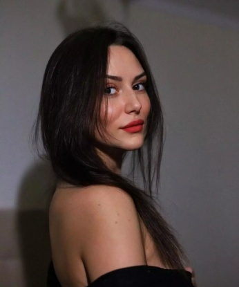 Алина